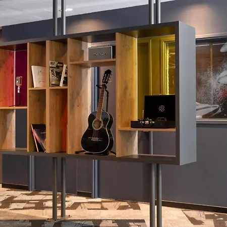 酒店 里昂卡卢尔宜必思国际酒店