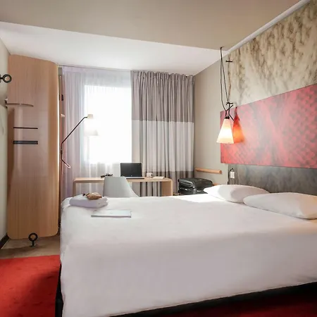 Ibis Lyon Cite Internationale Hotel 3*
