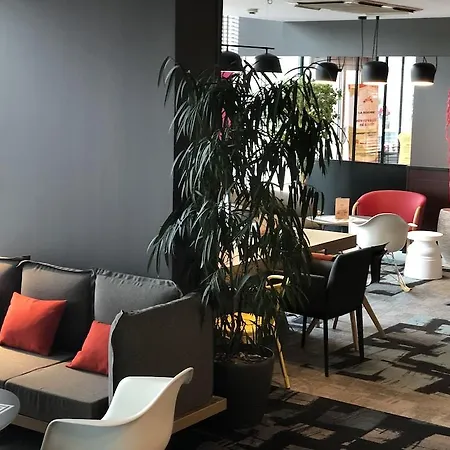 Ibis Lyon Cite Internationale 3*