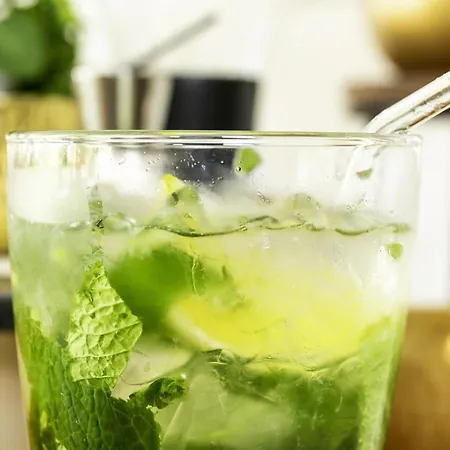 里昂卡卢尔宜必思国际酒店 3* 卡威尔奎