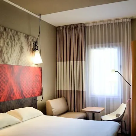 Ibis Lyon Cite Internationale 3*