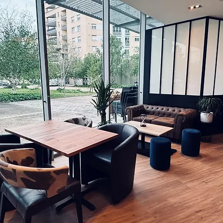Hotel Ibis Lyon Cite Internationale